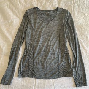Long sleeve athletic top